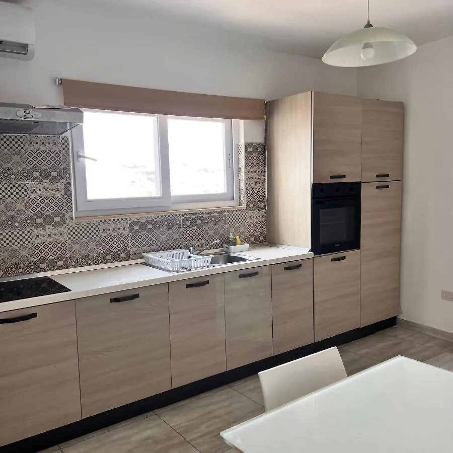 F4 Modern And Bright Apartment In Malta 음시다